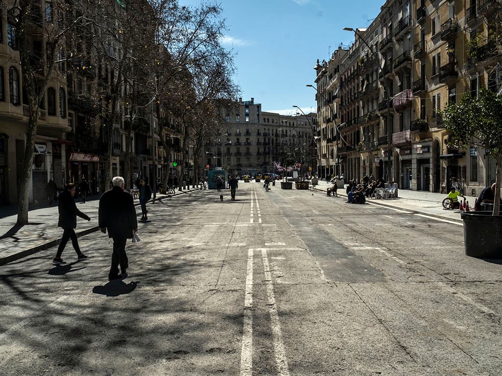 Sant Antoni es treu la llosa