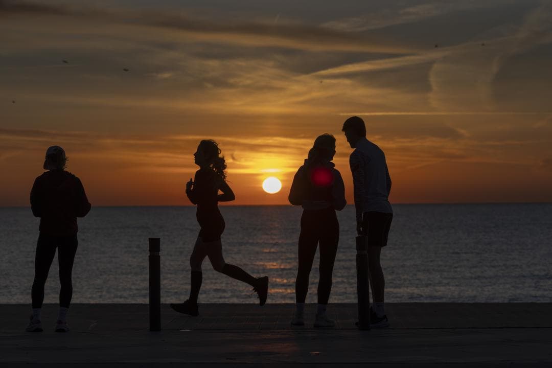 L’hora daurada a la Barceloneta