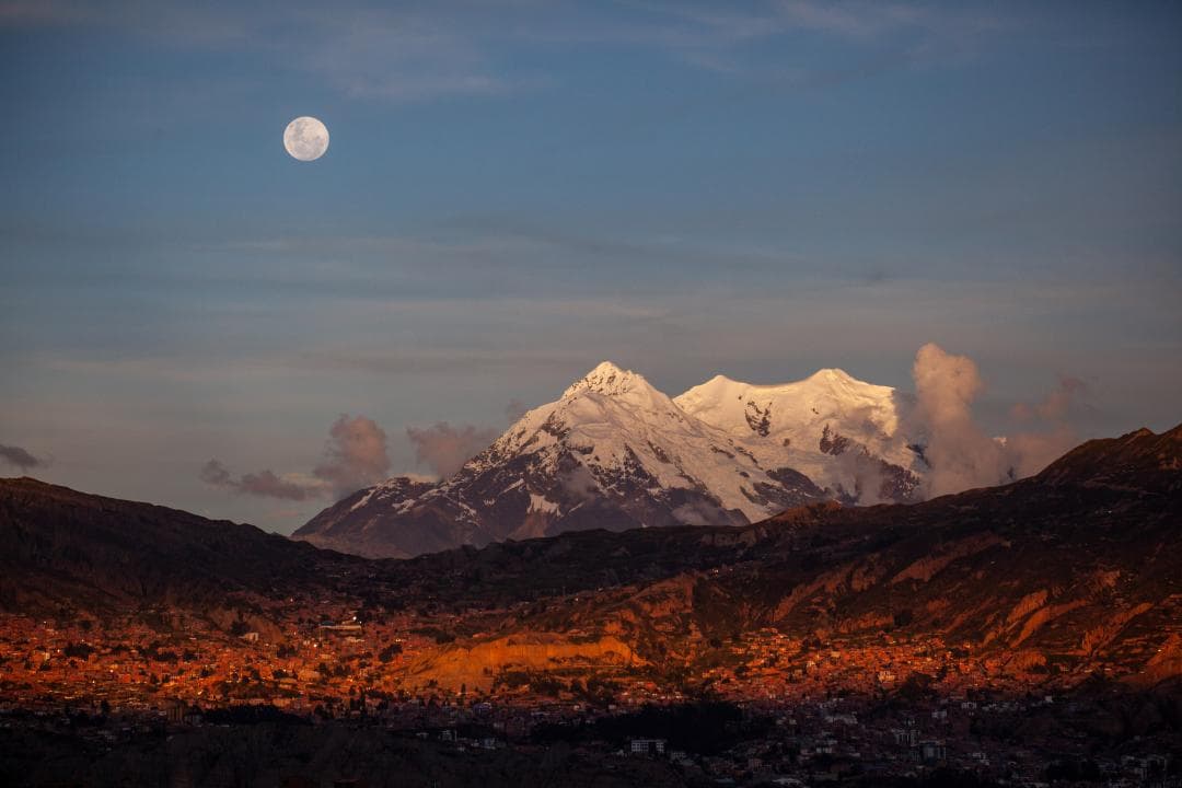 Illimani, el vigilant de La Paz