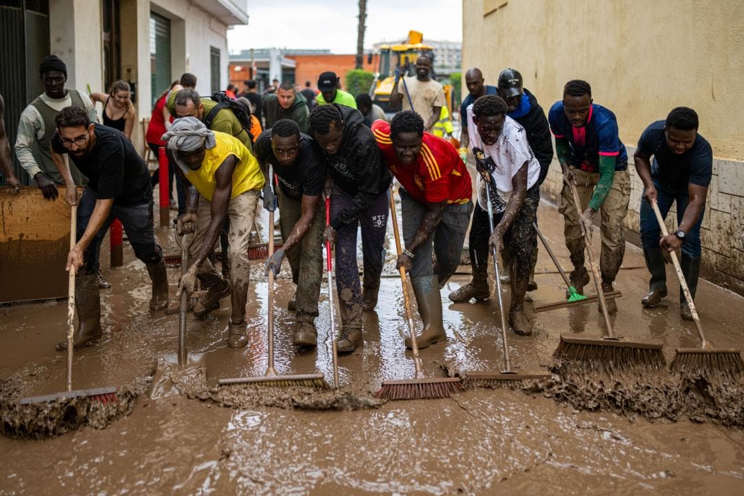 Braços contra el llot