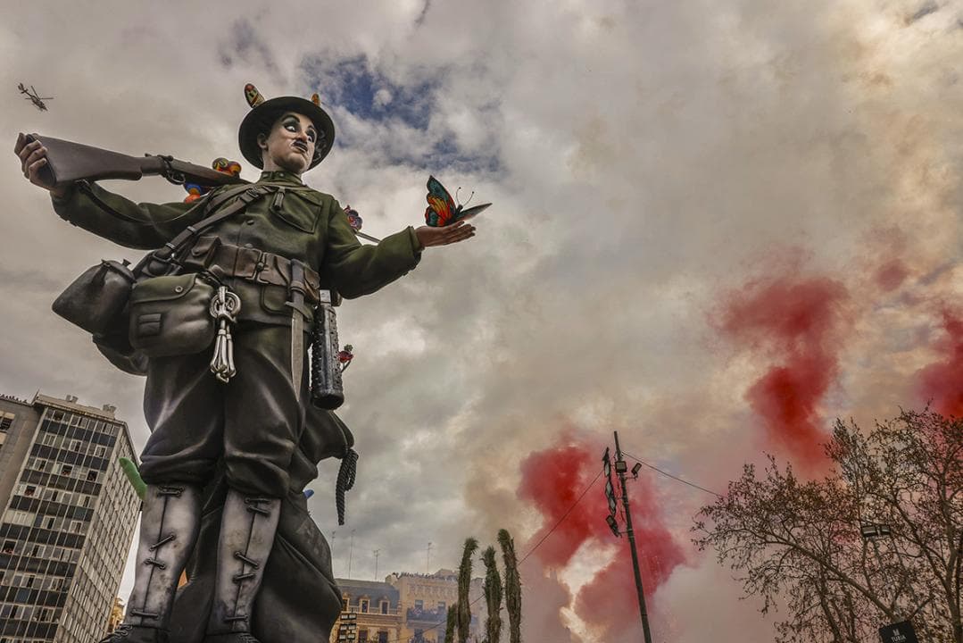 ‘Mascletà’ per la pau