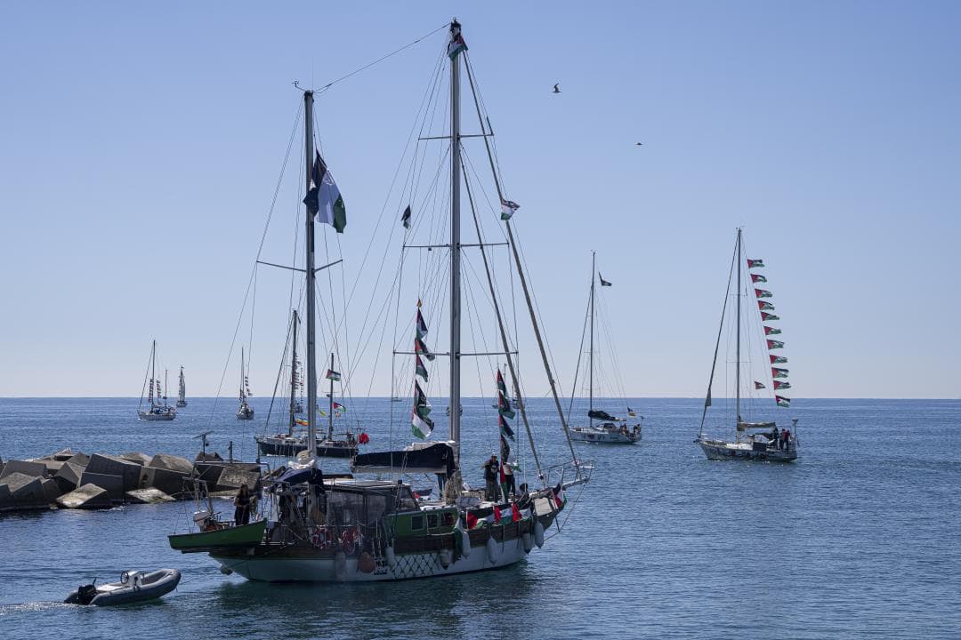 Salpa la Flotilla