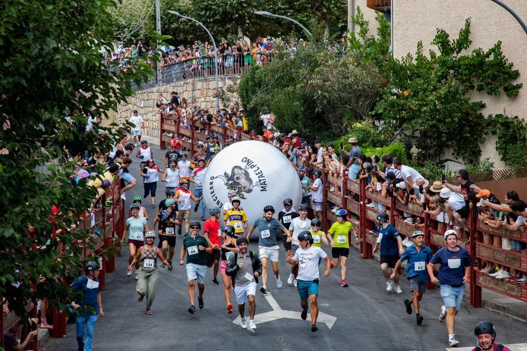 Cames ajudeu-me davant d’una bola de 200 quilos
